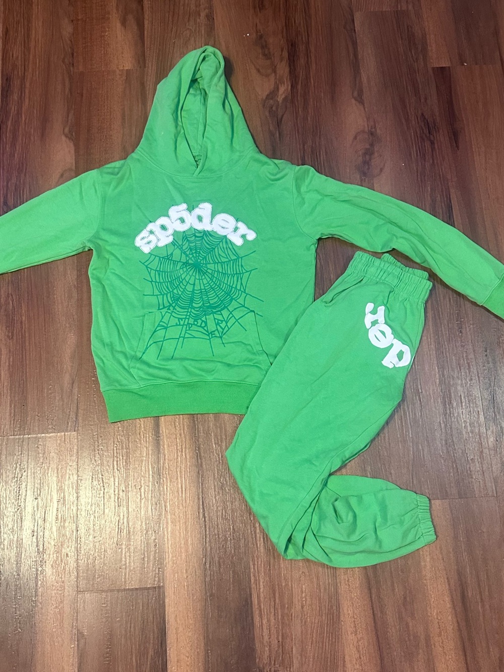 Lime Green Spider Set